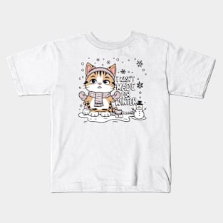 cat with snow Kids T-Shirt